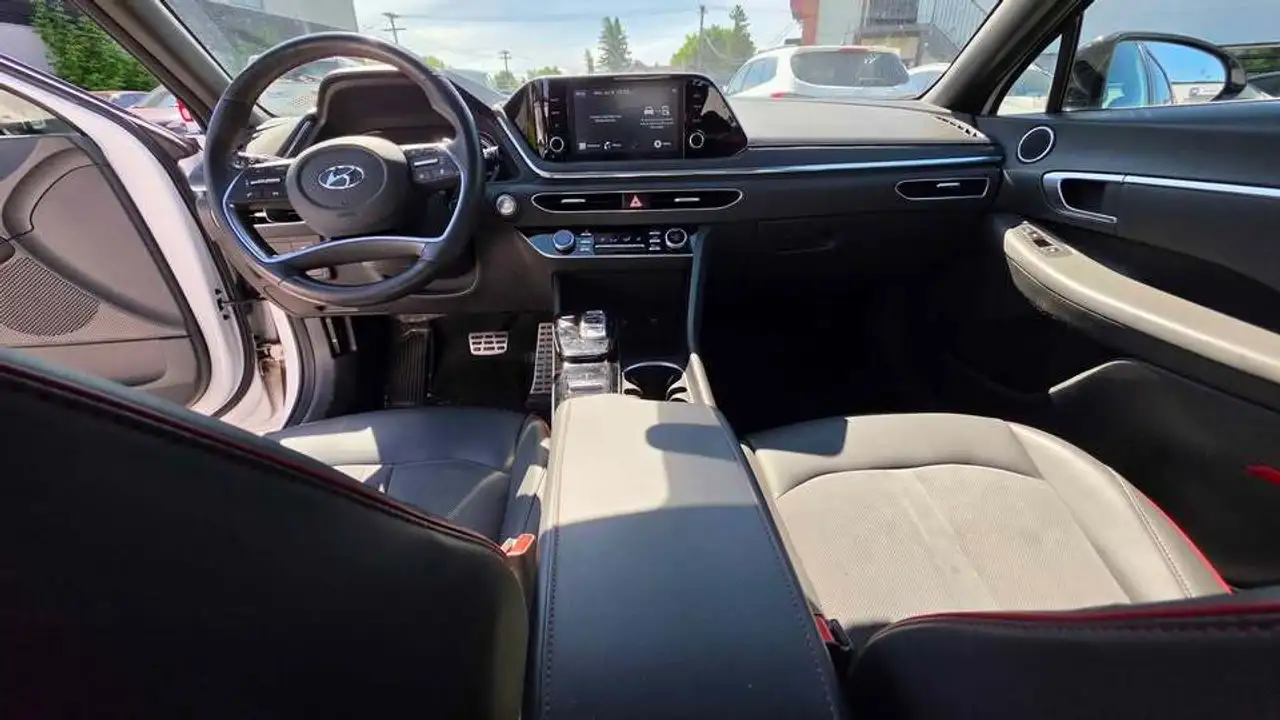 Hyundai SONATA снимка Hyundai SONATA