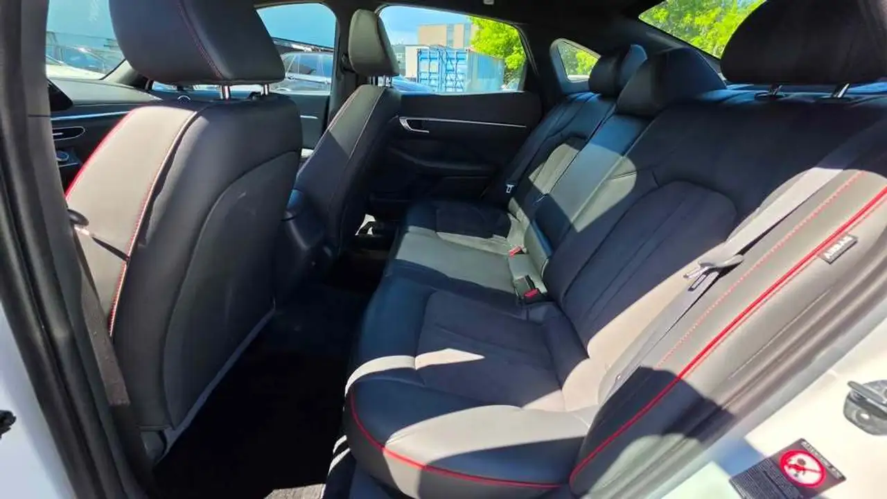Hyundai SONATA снимка Hyundai SONATA