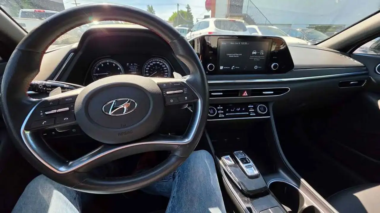 Hyundai SONATA снимка Hyundai SONATA