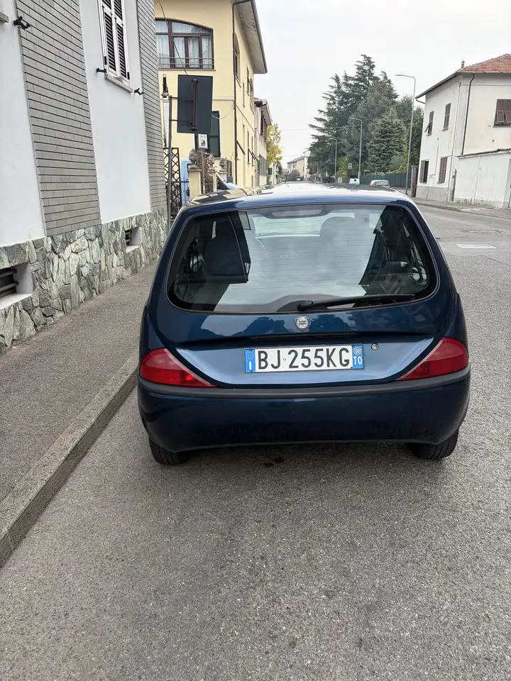 Lancia Ypsilon 1.2 16v LS, foto 4