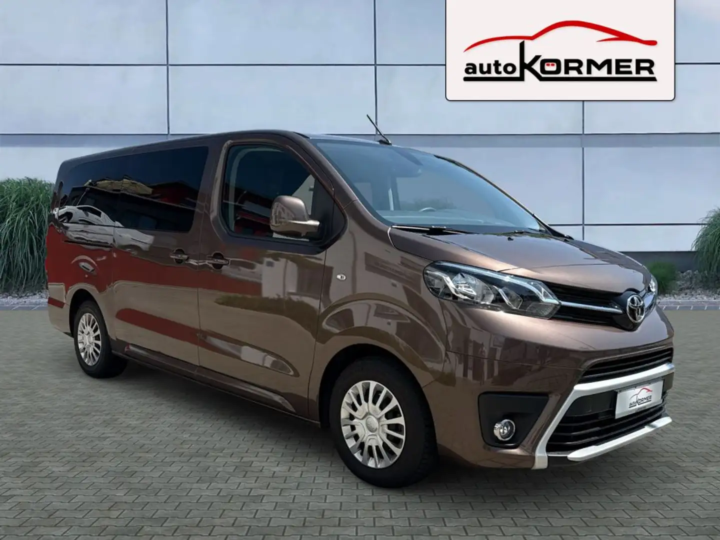 Toyota Proace Verso L2 Shuttle (9-Si.) Automatik,CarPlay,Sitzhzg Hnědá - 1