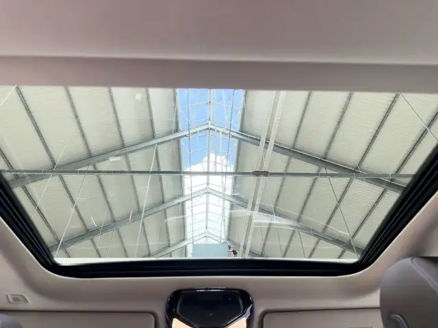 BMW I4 view 15