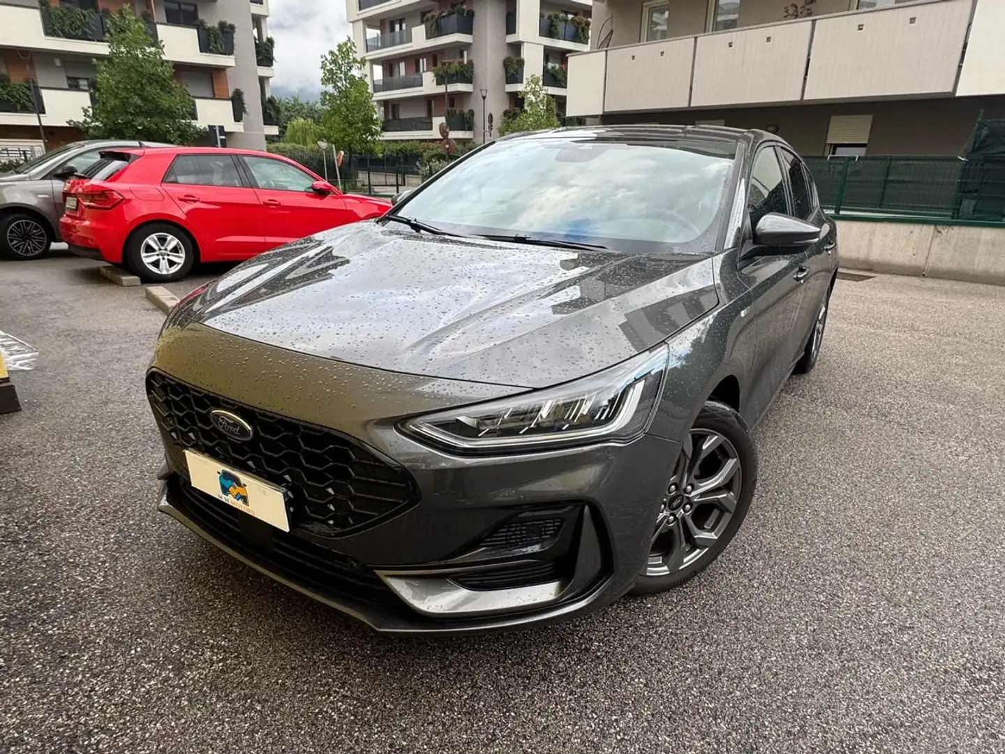 Ford Focus 1.0 EcoBoost Hybrid 125 CV 5p. ST-Line X Grigio - 1
