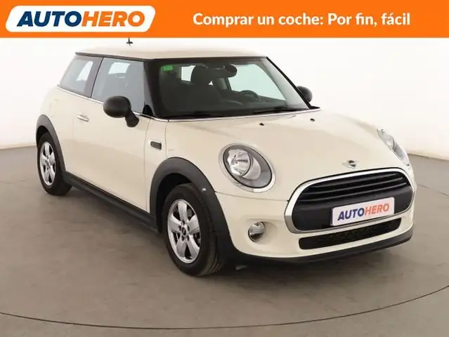 Mini Hatch view 8