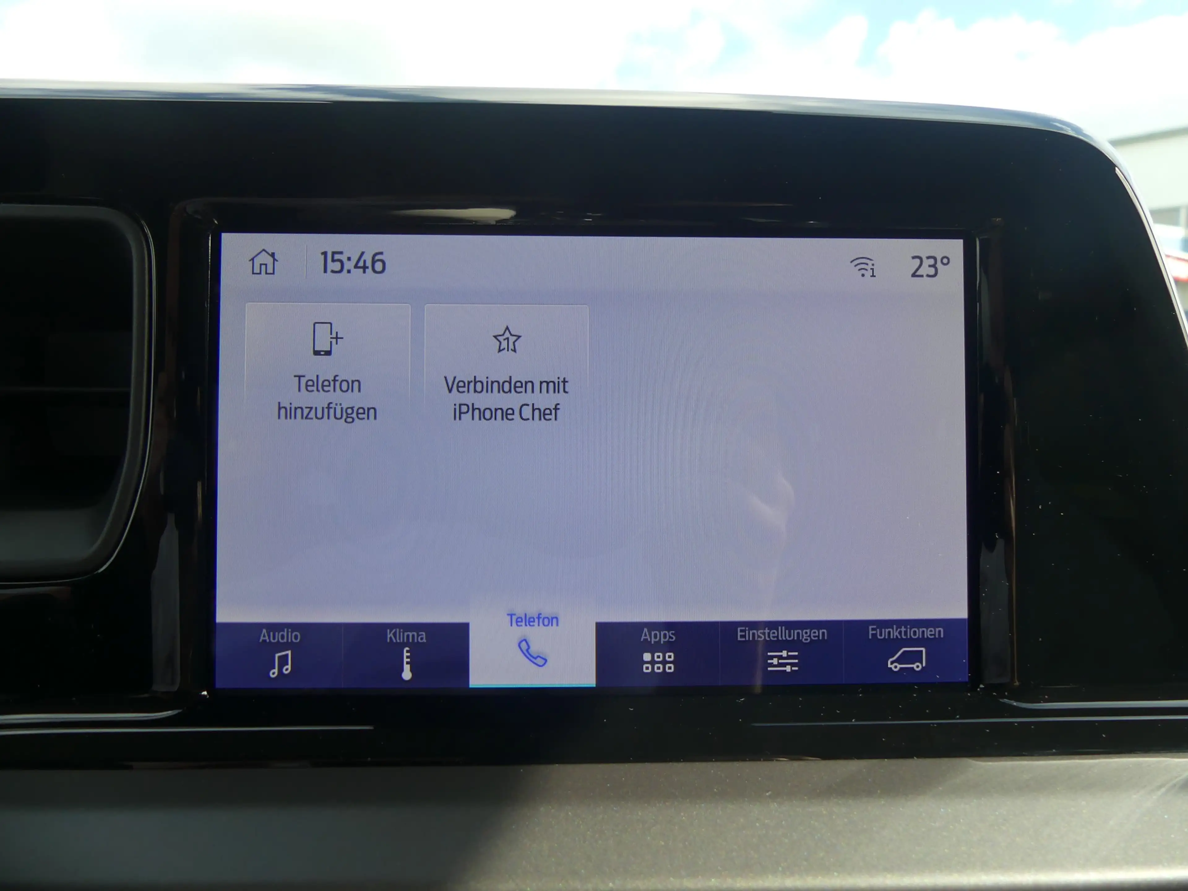 Ford Tourneo Courier Titanium 1.0 EB AHK Kamera — photo 11