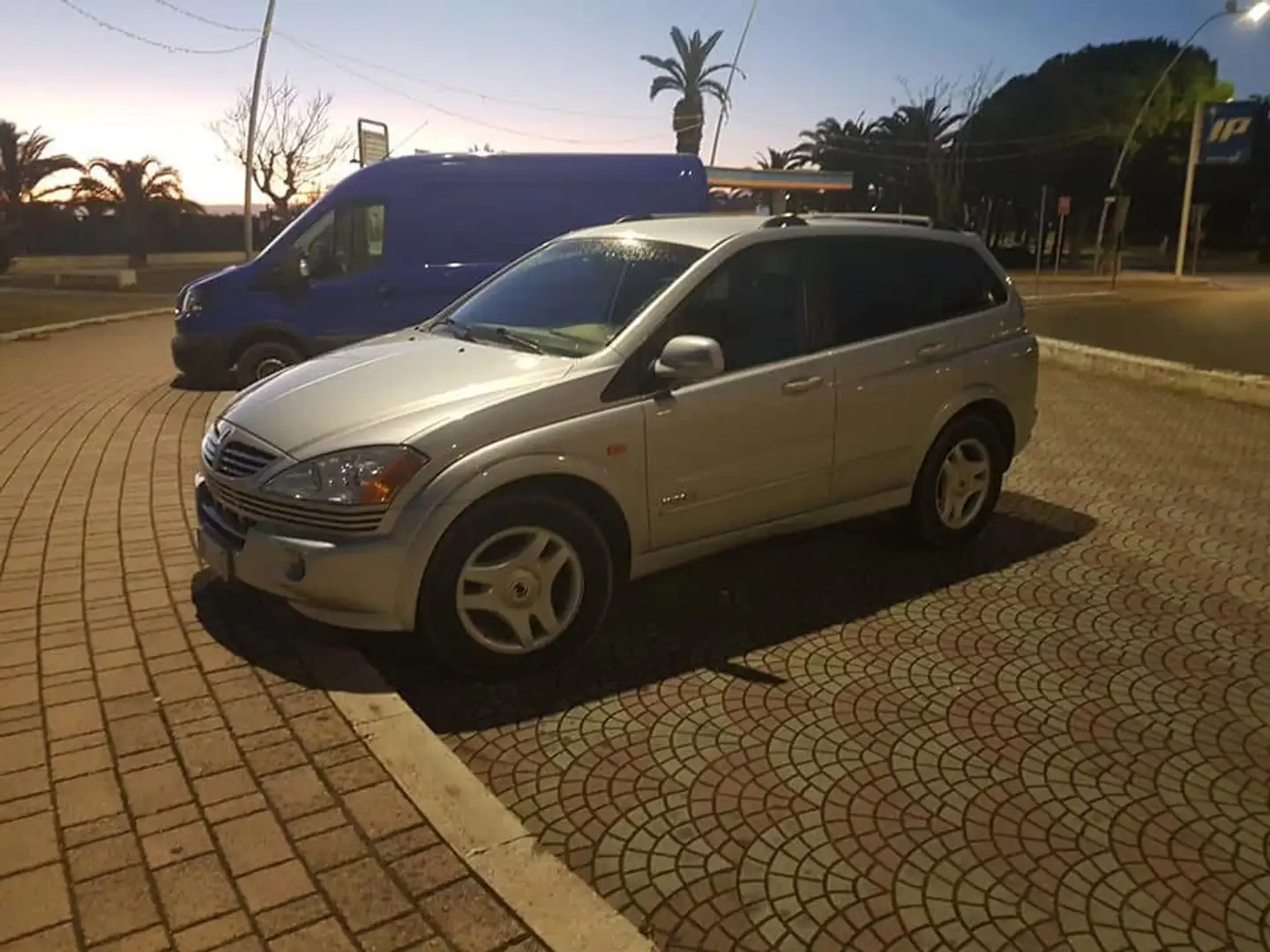 SsangYong Kyron 2.0 xdi Premium NON LEGGE CHIAVE ACCENSIONE - 2