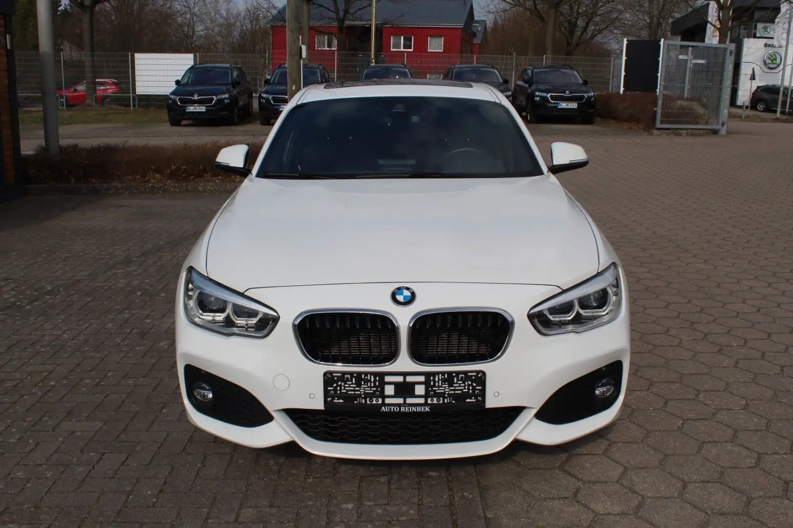 BMW 118 d 5-trg. M Sport Weiß - 2