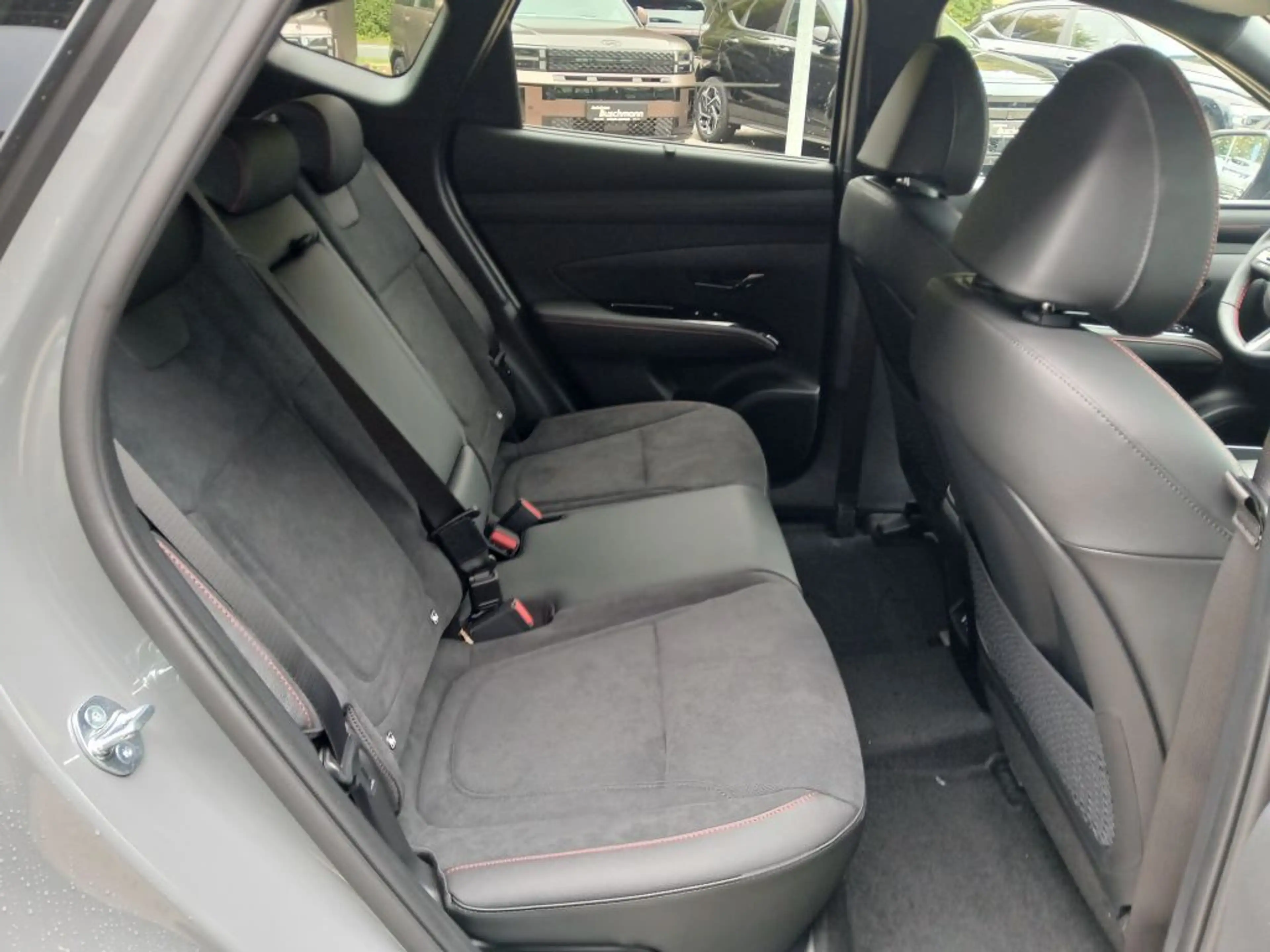 Hyundai TUCSON 1.6 T-GDi PHEV N Line X +PANO+LED+ — photo 8