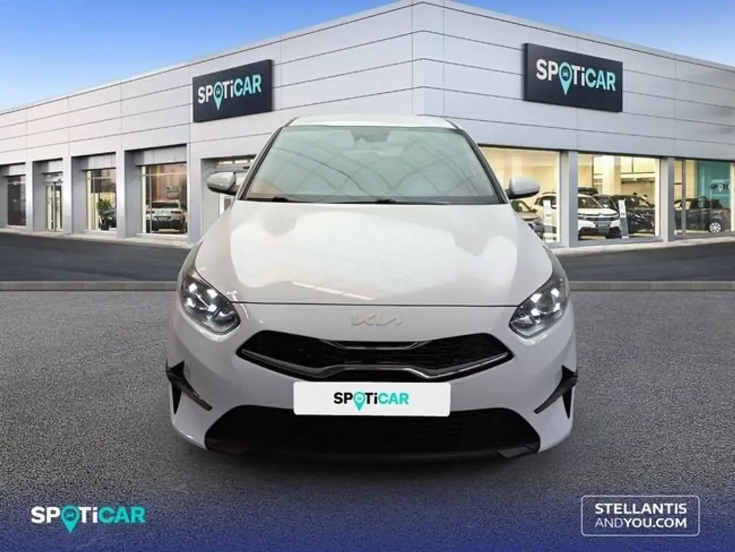 Kia 1.6 MHEV iMT 100kW (136CV) Drive Blanco - 2