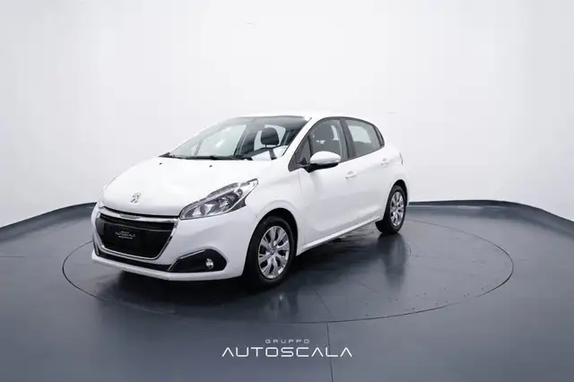 Peugeot 208 1.2 PureTech 82cv 5 porte Business