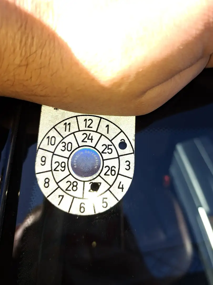 Mercedes-Benz E 200 E 200 BlueTEC Aut. Schwarz - 2