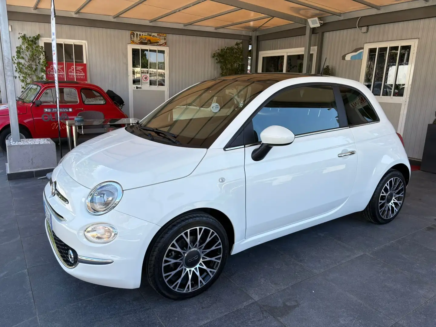 Fiat 500 1.0 Hybrid Lounge con Navi Weiß - 1