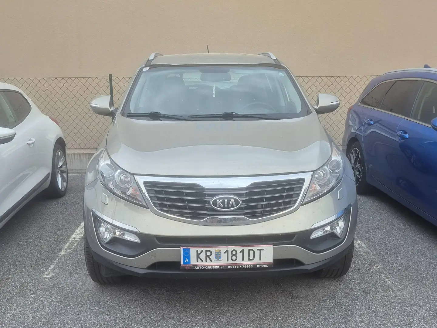 Kia Sportage Sportage Active Pro 2,0 CRDi 4WD DPF Aut. Active Pro Grau - 1