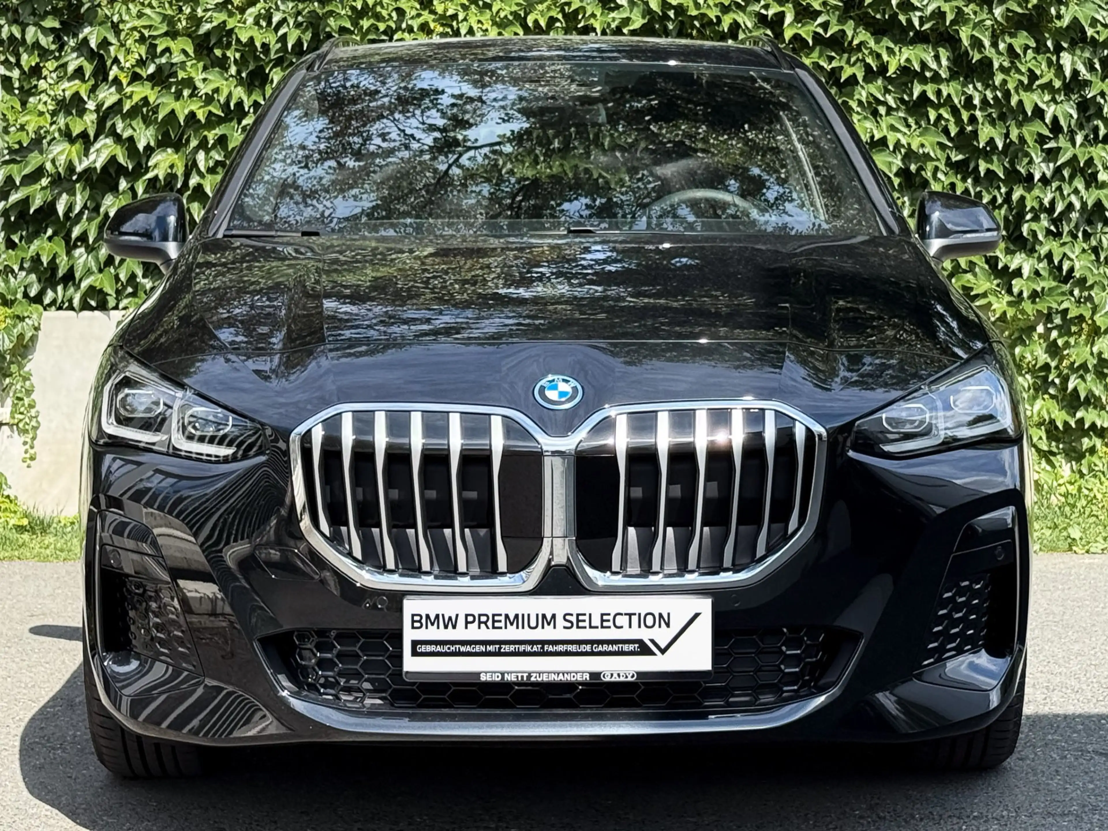 BMW 230 230e xDrive Active Tourer — photo 2