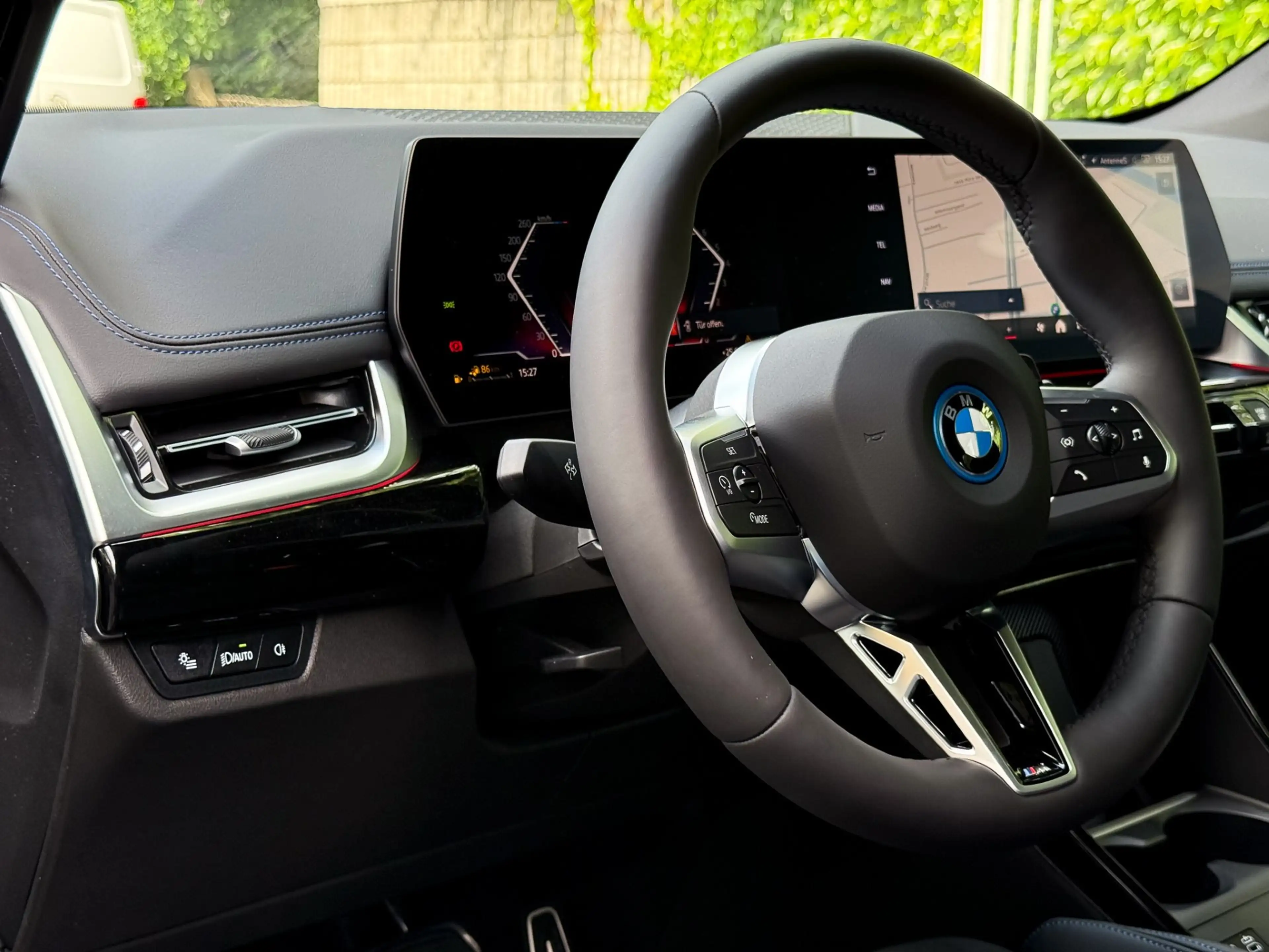 BMW 230 230e xDrive Active Tourer — photo 9