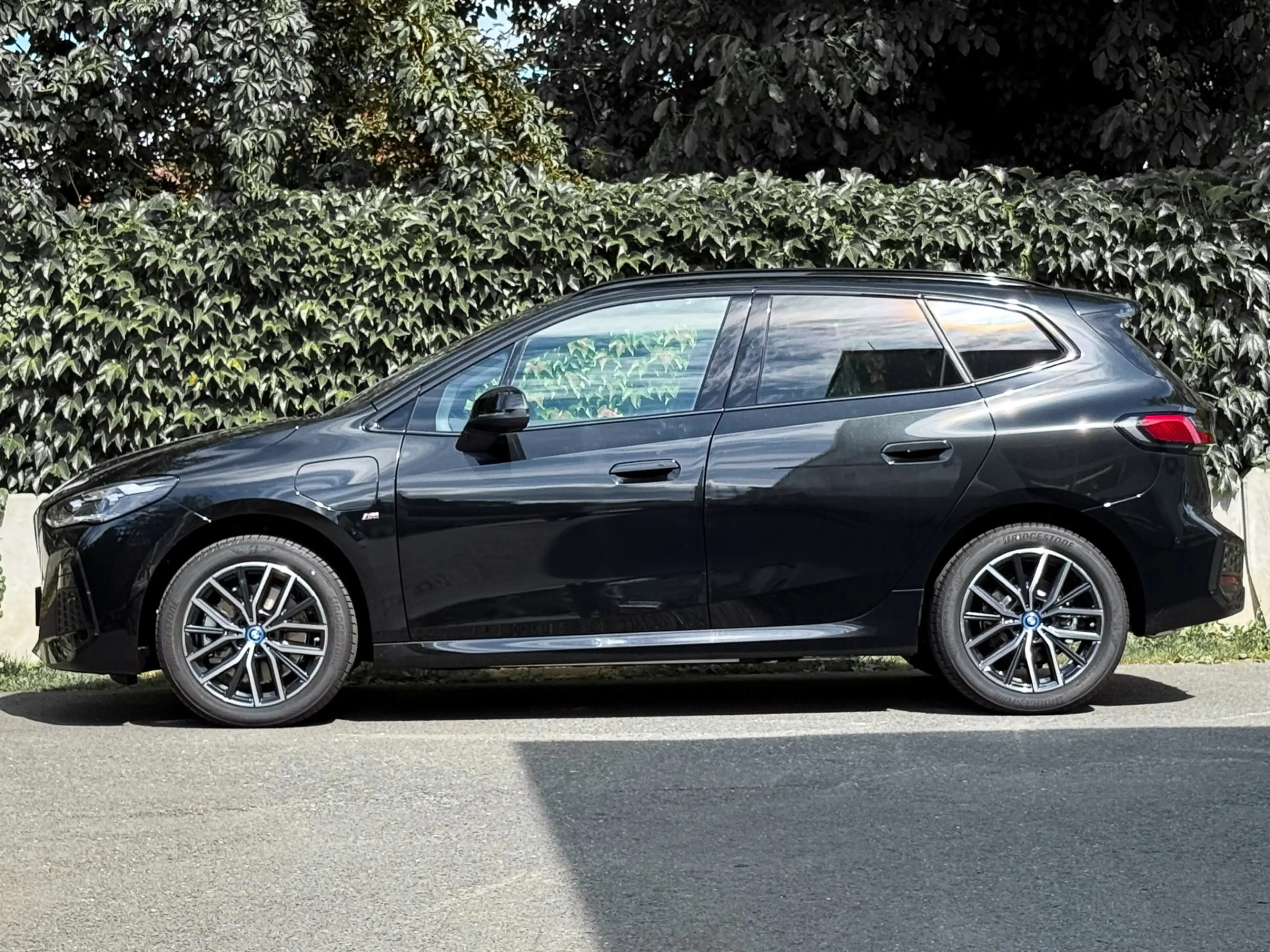 BMW 230 230e xDrive Active Tourer — photo 6