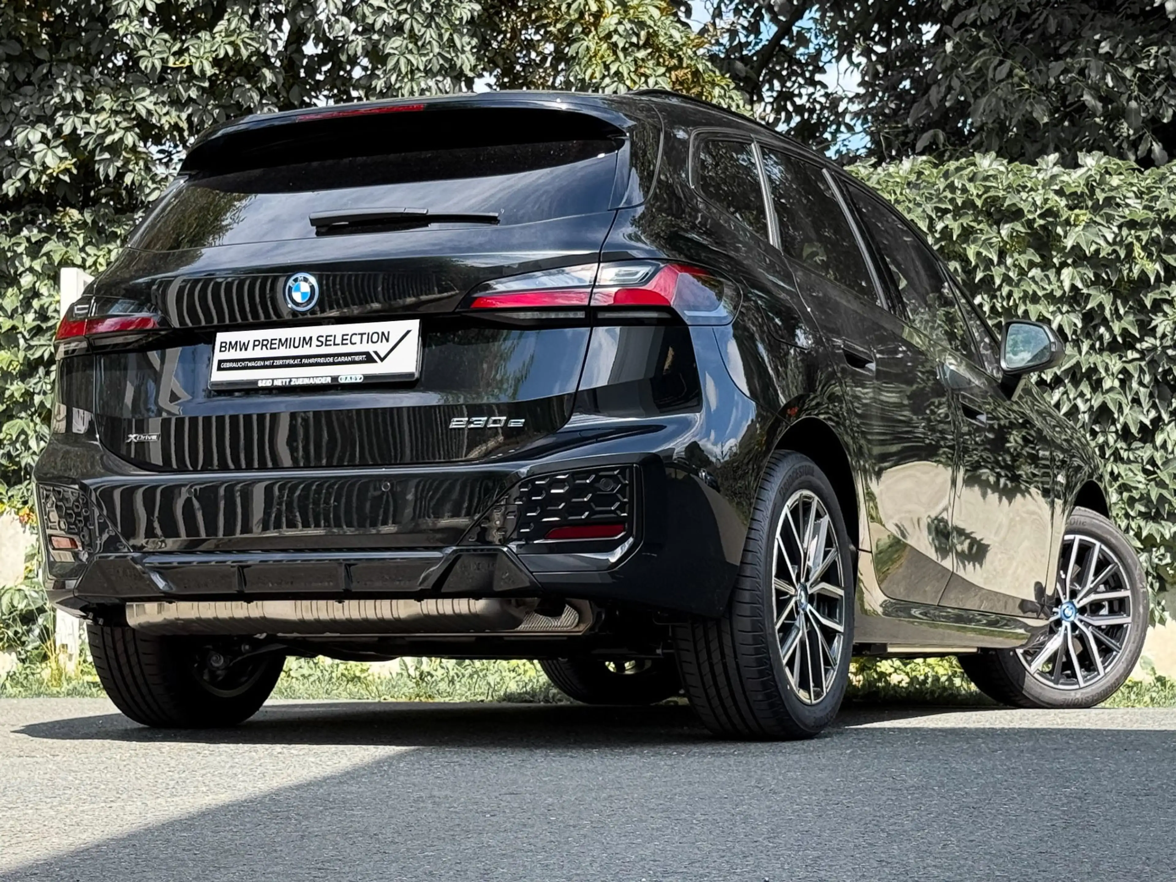 BMW 230 230e xDrive Active Tourer — photo 4