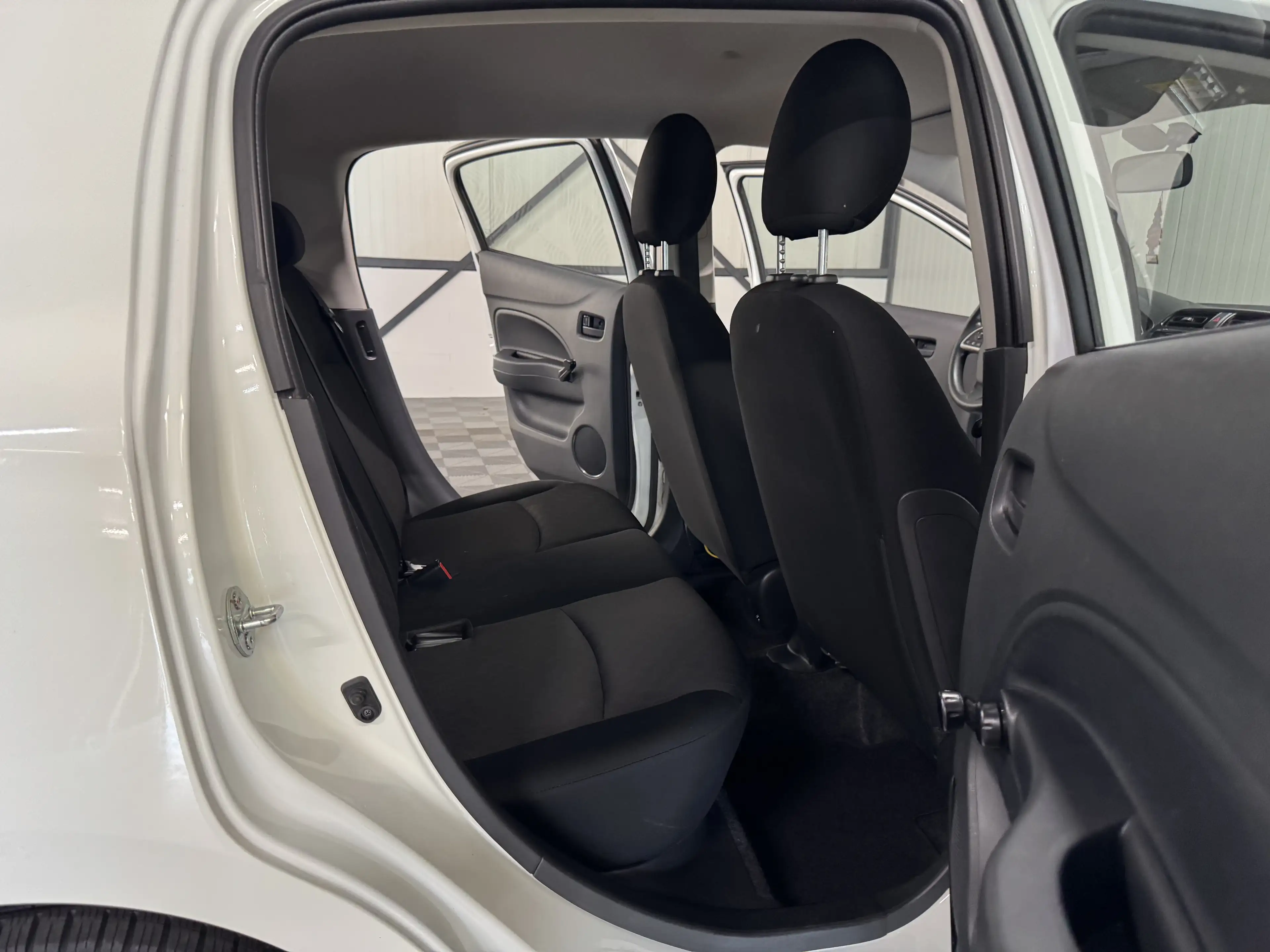 Mitsubishi Space Star 1.2 | Cool+ 5-Drs | Airco | Navi — photo 4