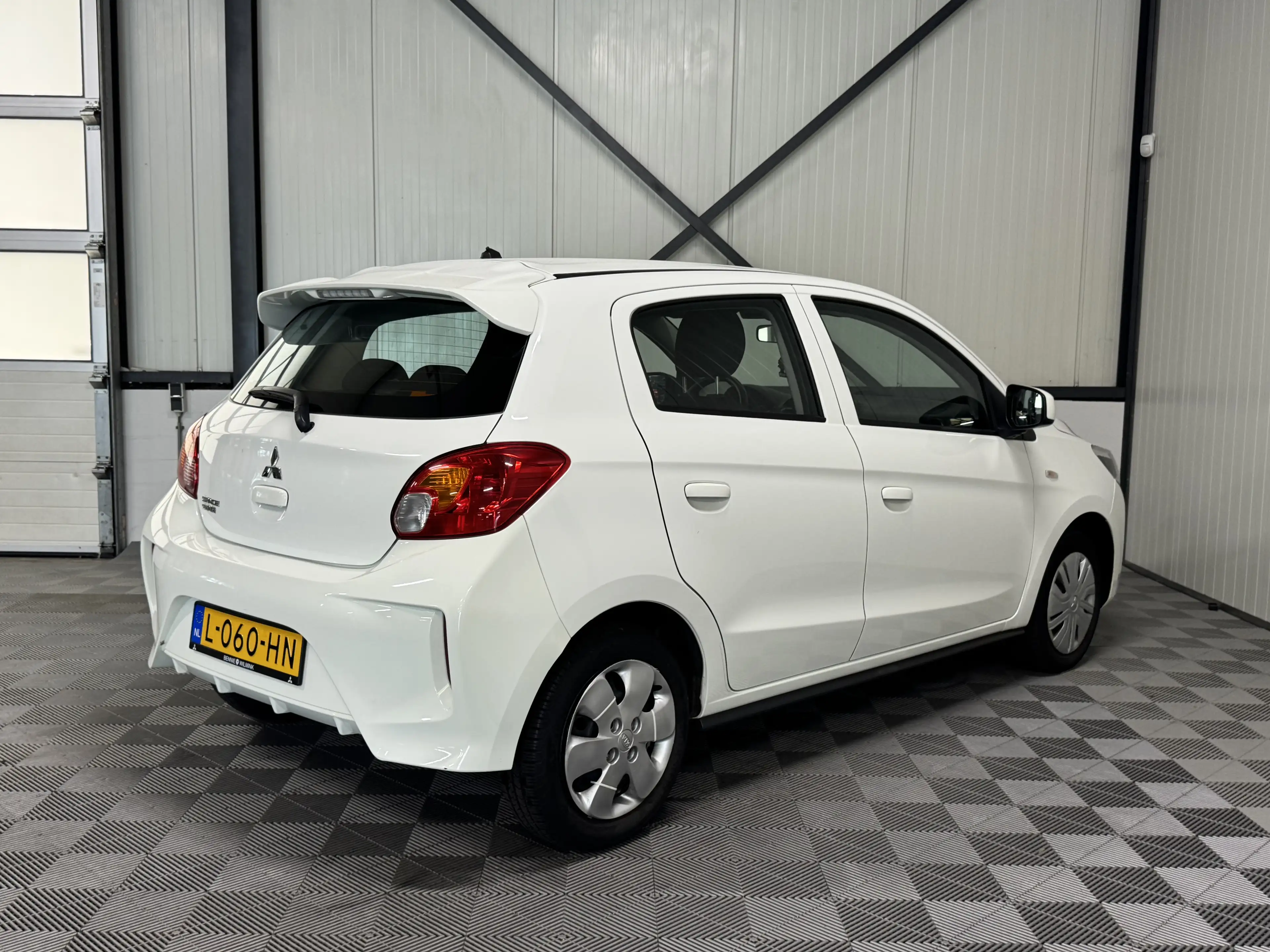 Mitsubishi Space Star 1.2 | Cool+ 5-Drs | Airco | Navi — photo 2