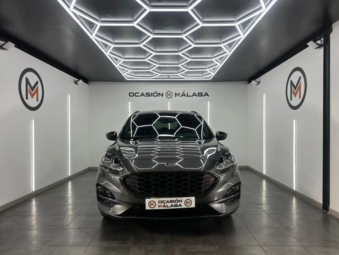 Ford Kuga ST-Line X 1.5T EcoBoost 120Cv Nacional - 99.000KM Gris - 2