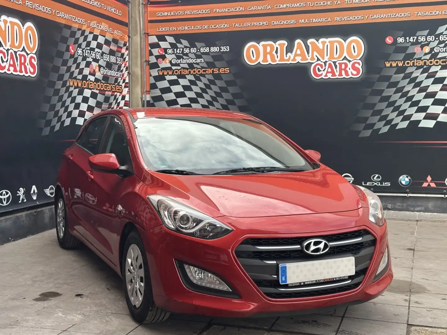 Hyundai i30 1.4 Tecno Sky Burdeos - 2