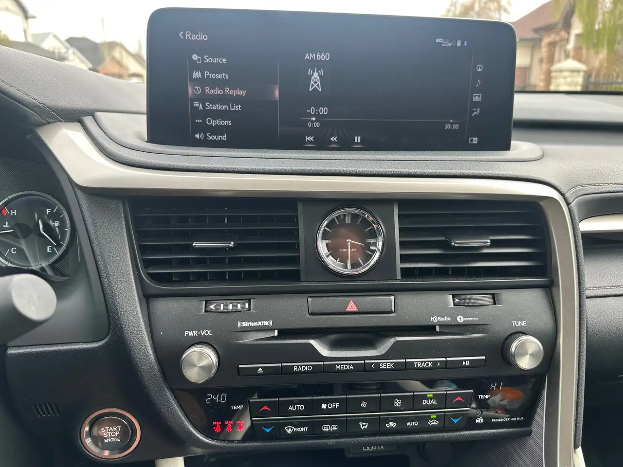 Lexus RX снимка Lexus RX