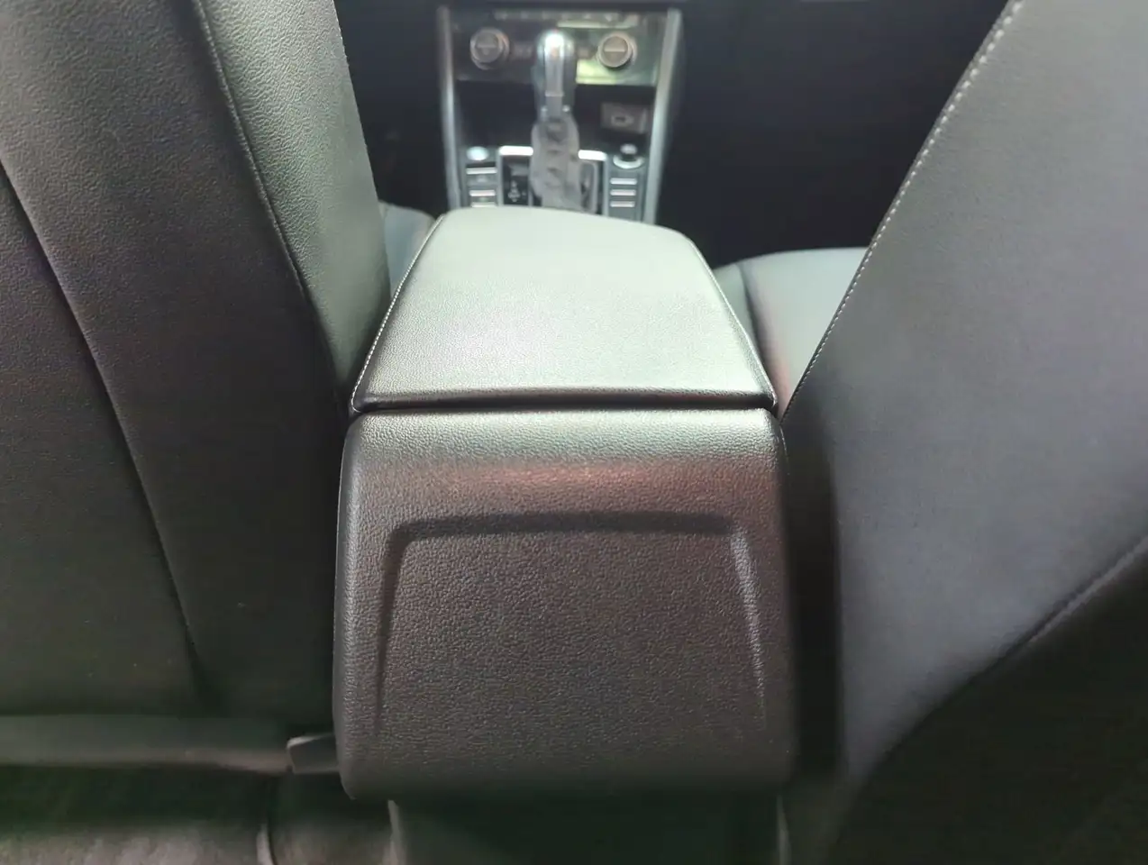 Volkswagen Jetta снимка Volkswagen Jetta