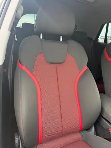 Audi Q2 view 14