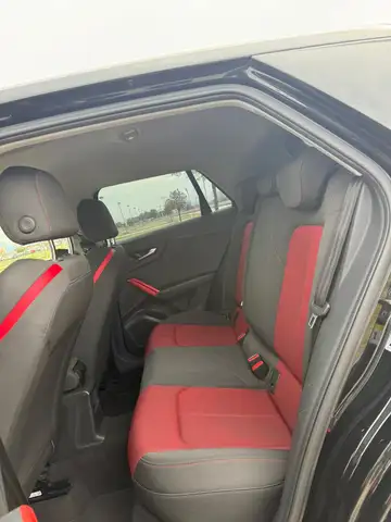 Audi Q2 view 13