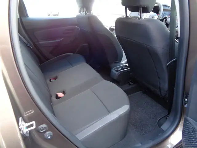 Dacia Duster view 10