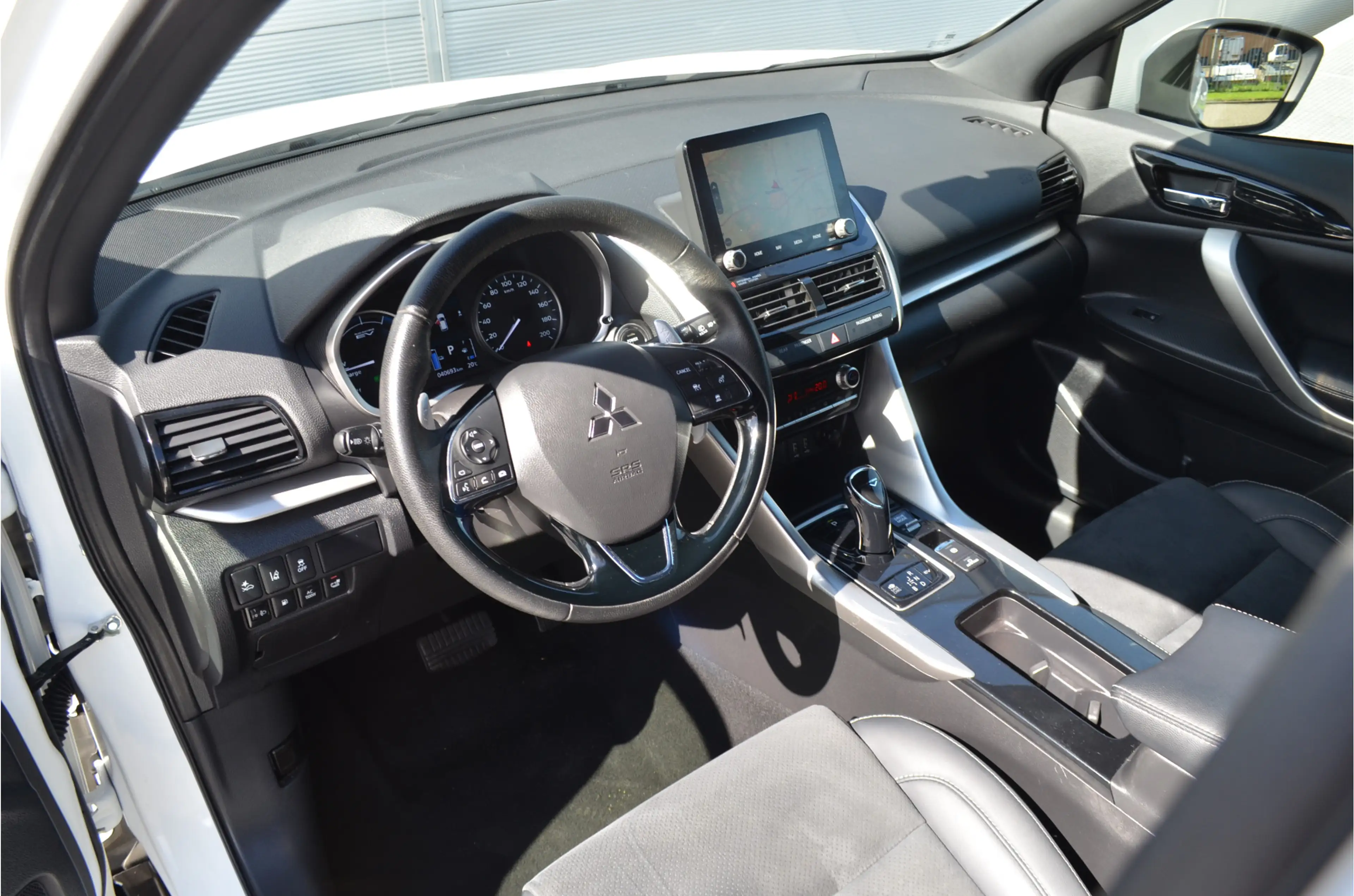 Mitsubishi Eclipse Cross PHEV 2.4 EXECUTIVE 4WD | PLUG IN HYBRID | SoH 90% — photo 2