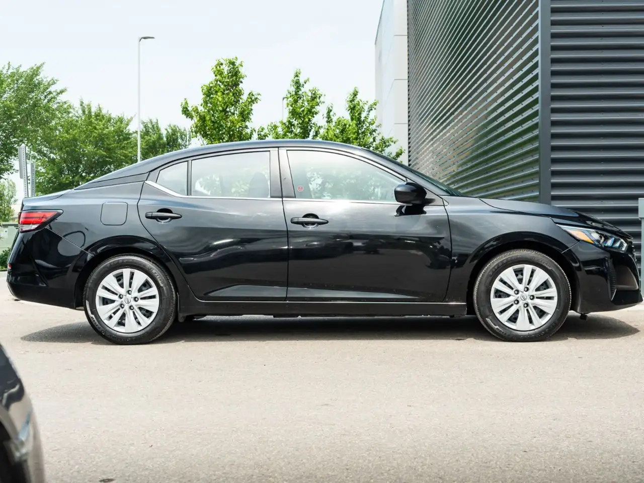 Nissan Sentra photo Nissan Sentra