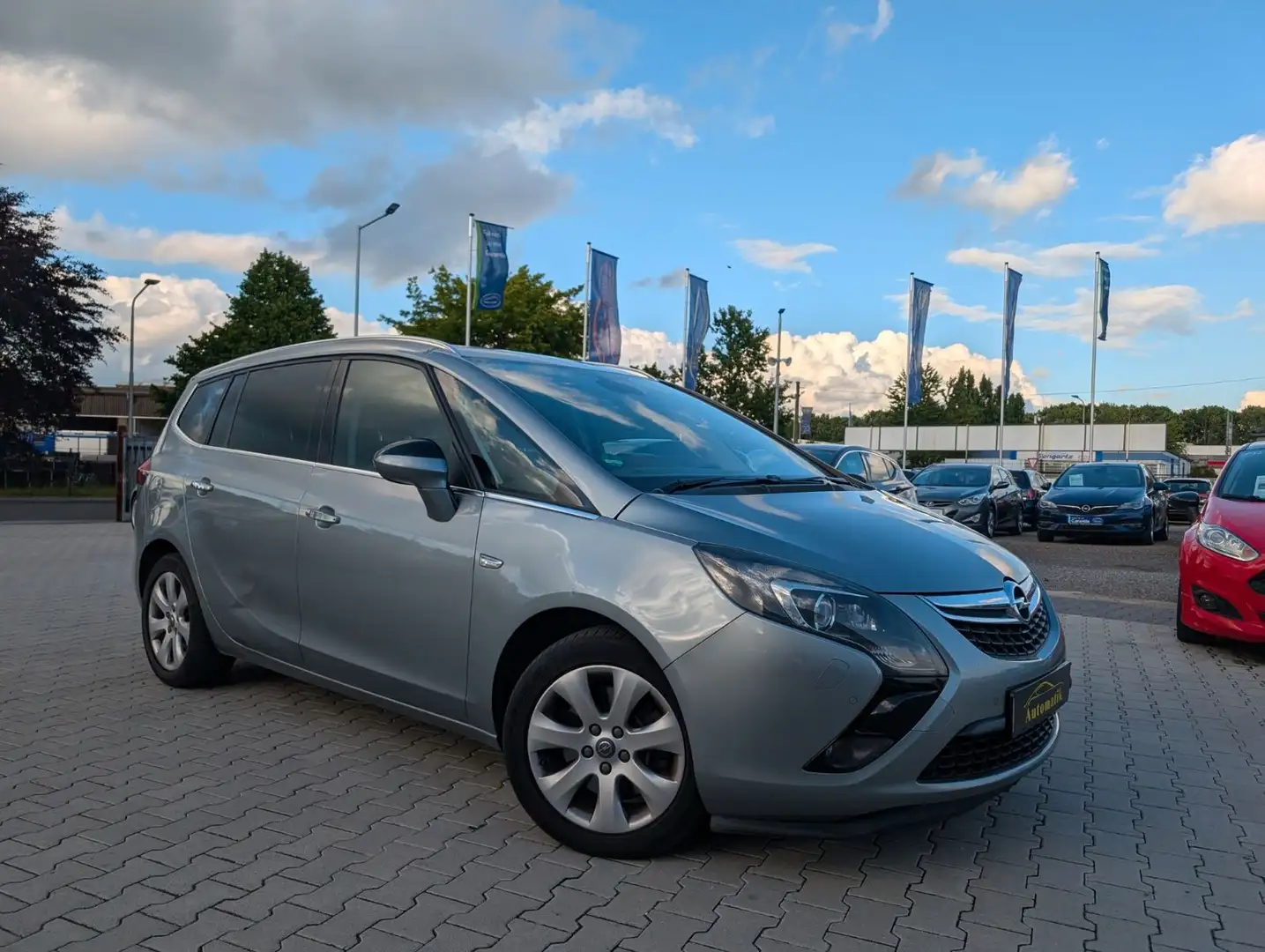 Opel Zafira C Tourer Innovation*AUTOMATIK*PDC V-H !! Plateado - 2