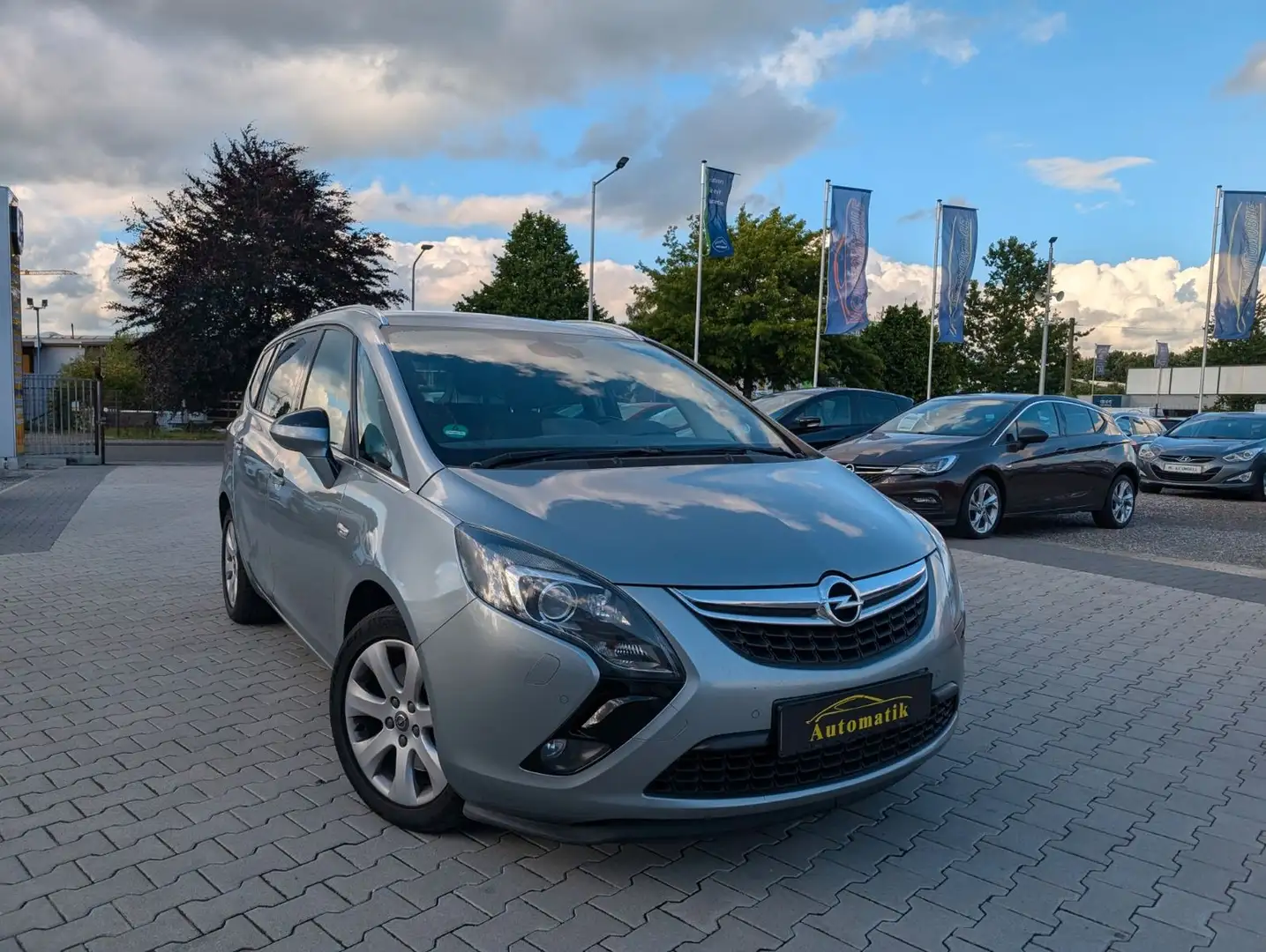 Opel Zafira C Tourer Innovation*AUTOMATIK*PDC V-H !! Plateado - 1