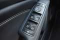 Mercedes-Benz GLA 180 Urban Automaat / Clima / Navi / Apple CarPlay / LE Wit - thumbnail 18