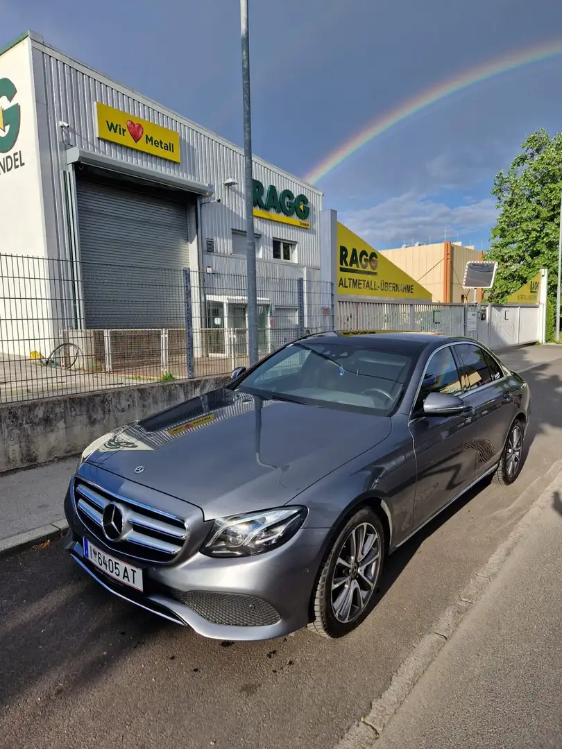 Mercedes-Benz E 350 350d 4MATIC Aut. Gris - 1