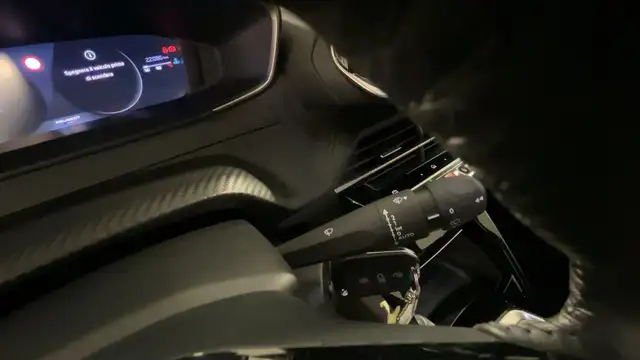 Peugeot 2008 view 19