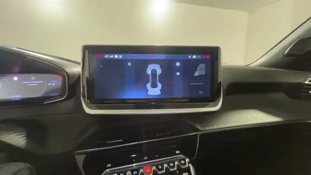 Peugeot 2008 view 2