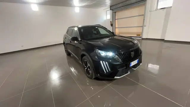 Peugeot 2008 view 8