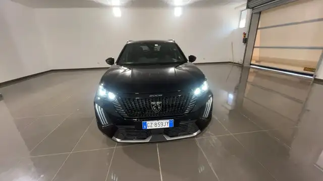 Peugeot 2008 view 7