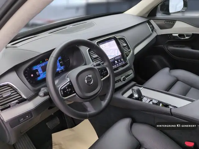 Volvo XC90 view 13