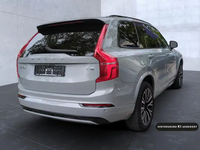 Volvo XC90 view 7