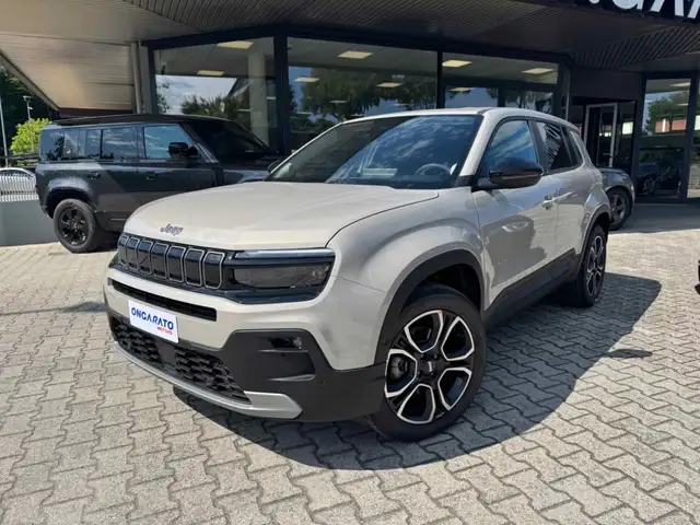 Jeep Avenger view 2