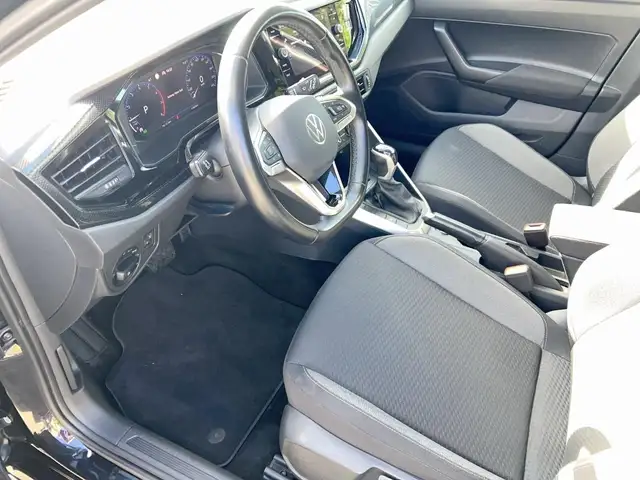 Volkswagen Polo view 9