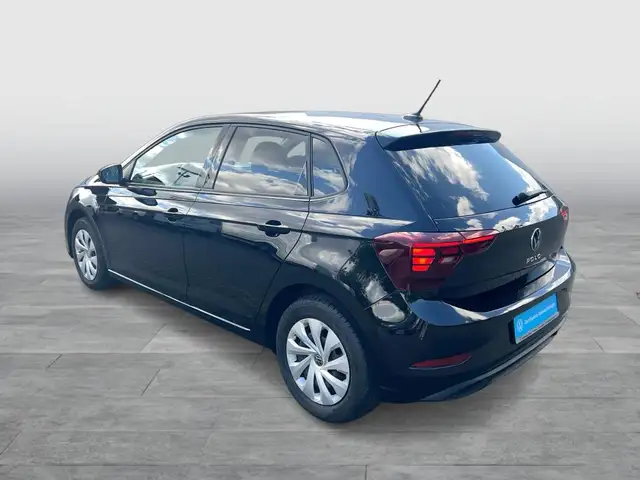 Volkswagen Polo view 3