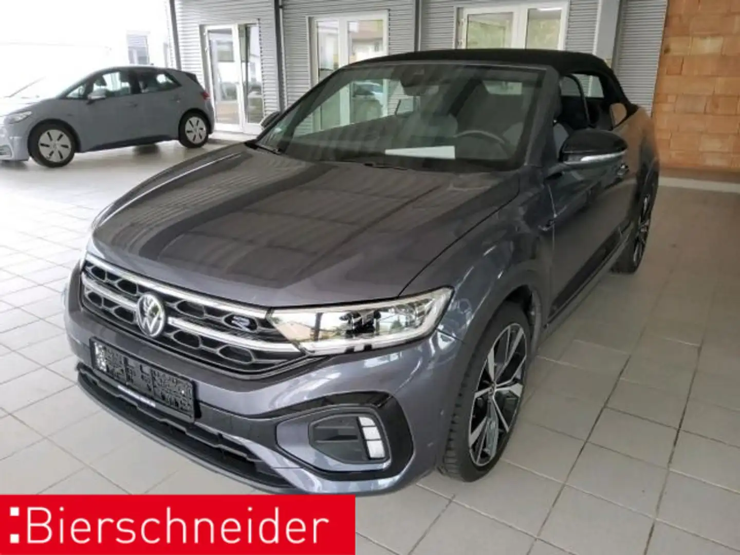 Volkswagen T-Roc Cabrio 1.5 TSI DSG R-Line AHK MATRIX BEATS Grijs - 2