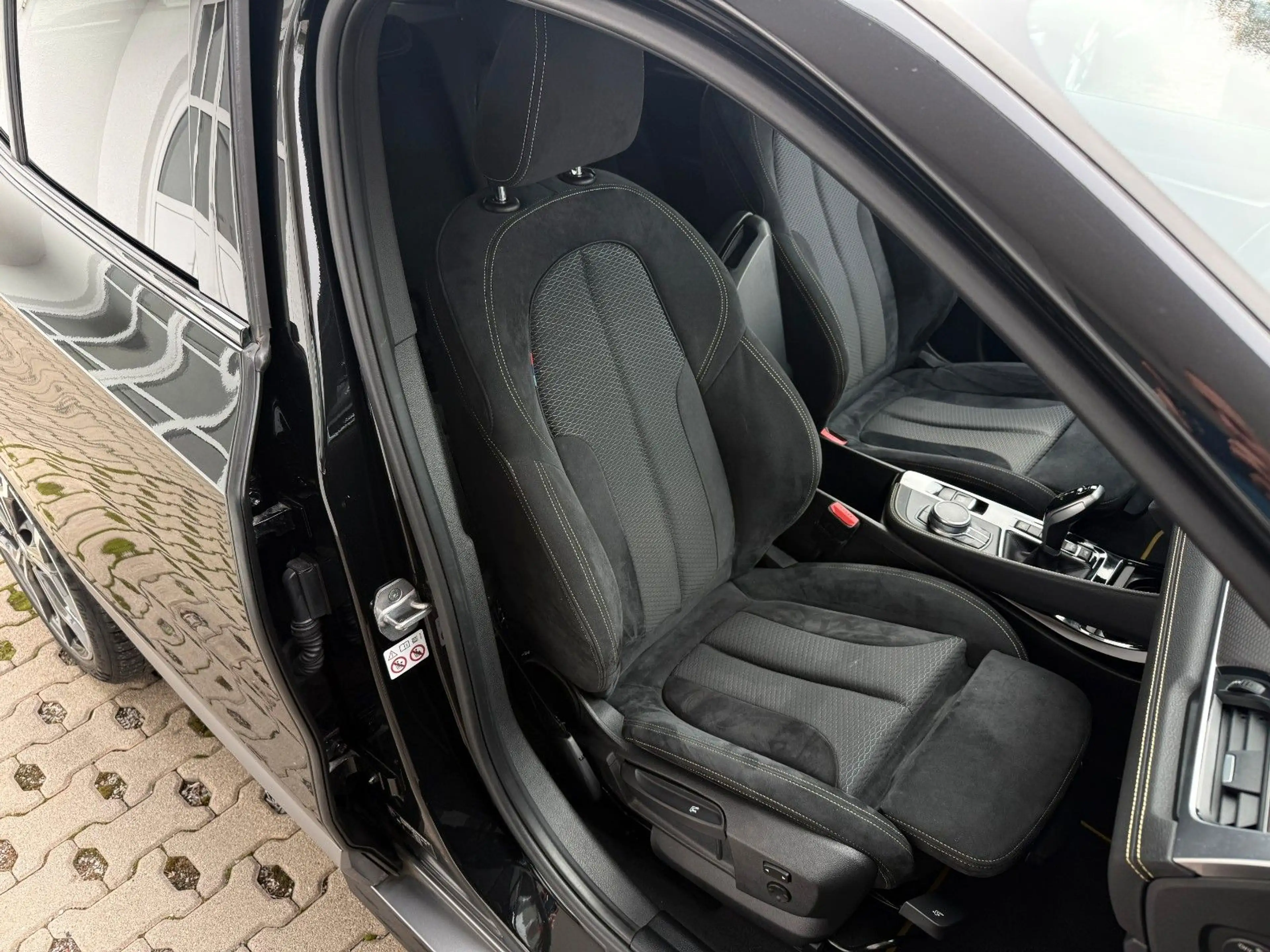 BMW X2 xDrive20d M Sport X ACC AHK Lenkradhz. HeadUp — photo 14