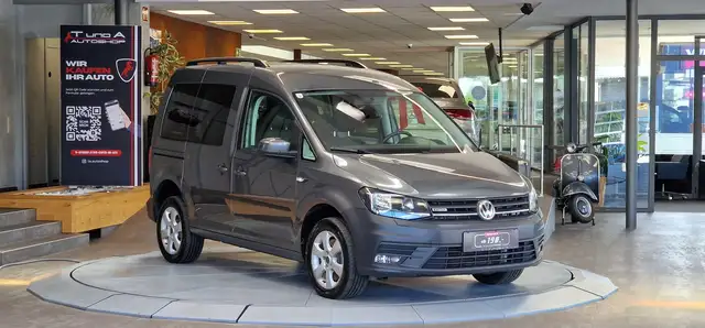 Volkswagen Caddy view 3