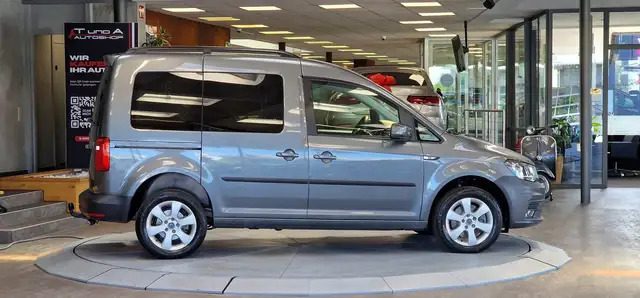 Volkswagen Caddy view 5