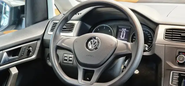 Volkswagen Caddy view 13
